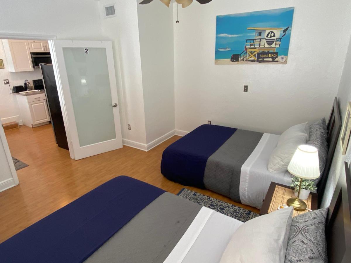 Private Standard Double Queen Room Bathroom