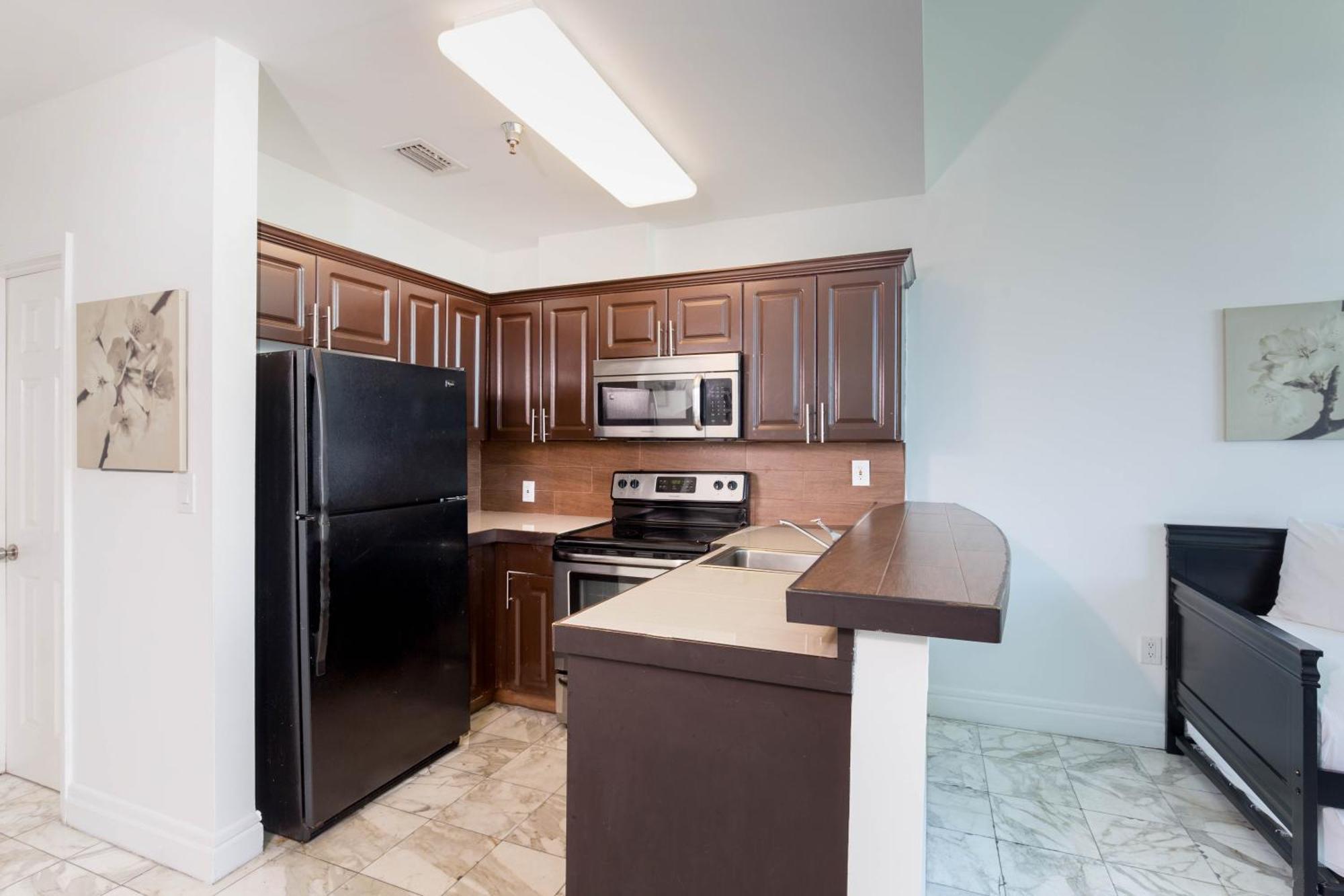 Penthouse Apartment,1227280565:JPEG