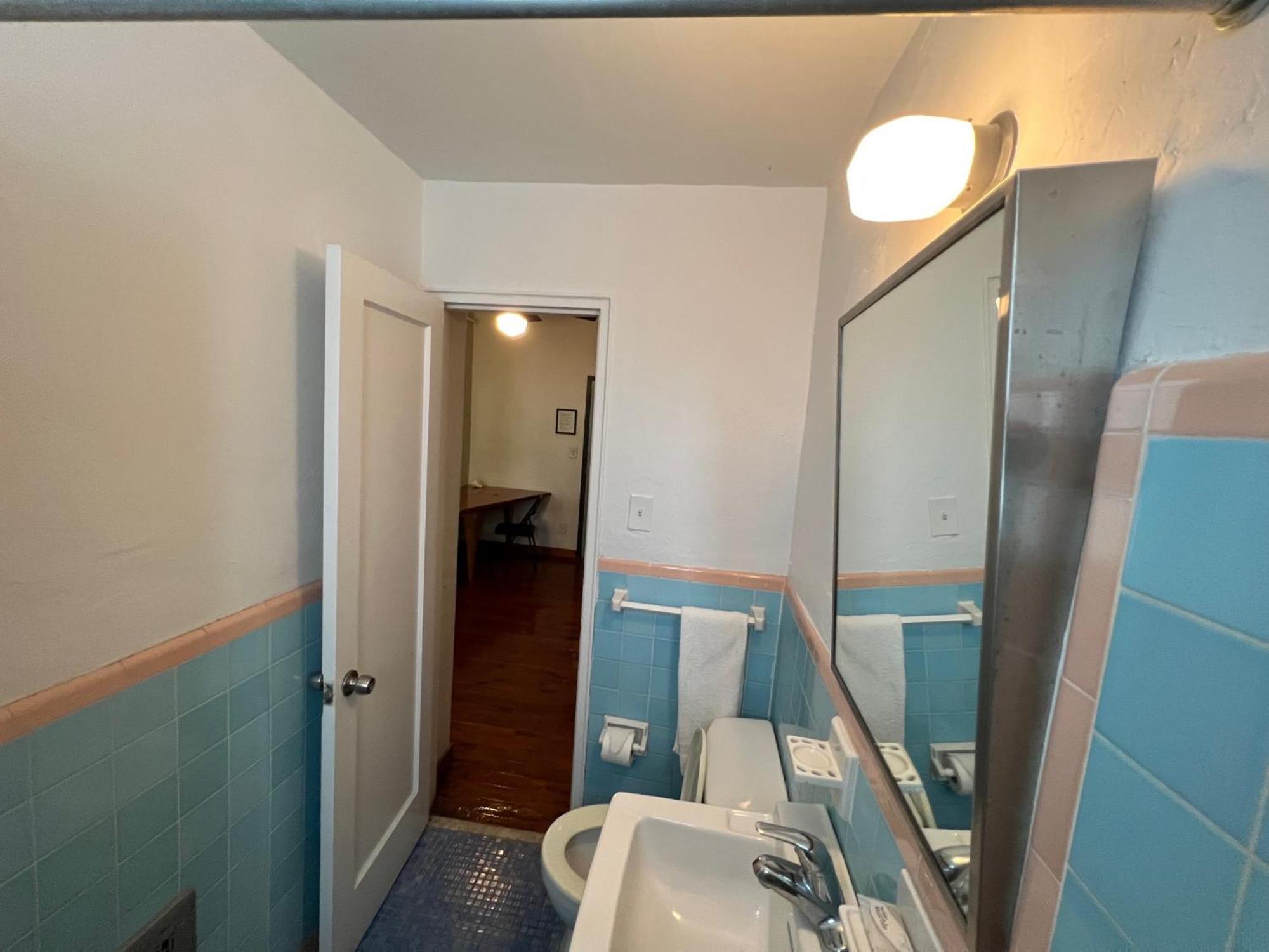 Suite 2