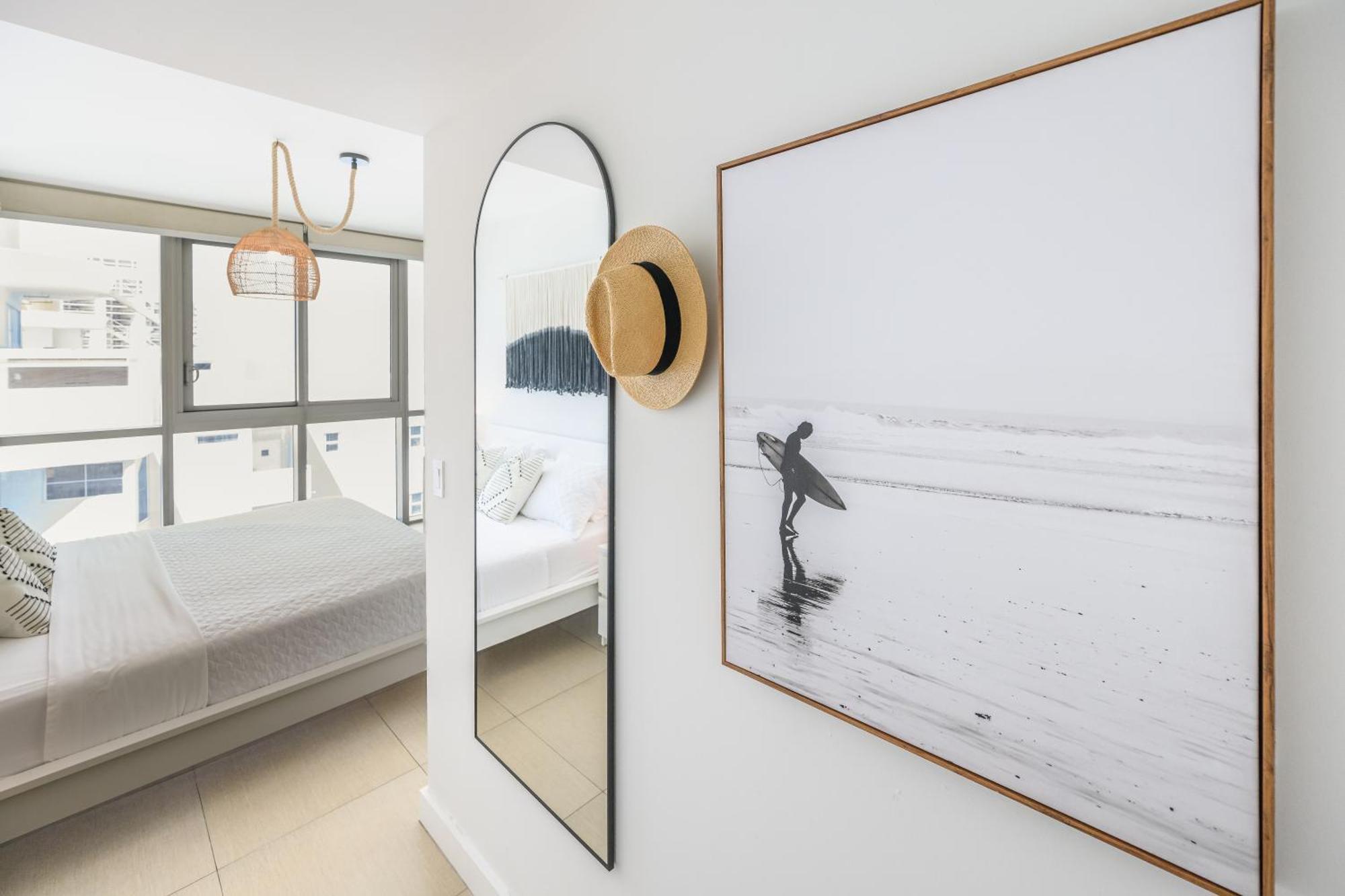 One-Bedroom Apartment Partial Sea View