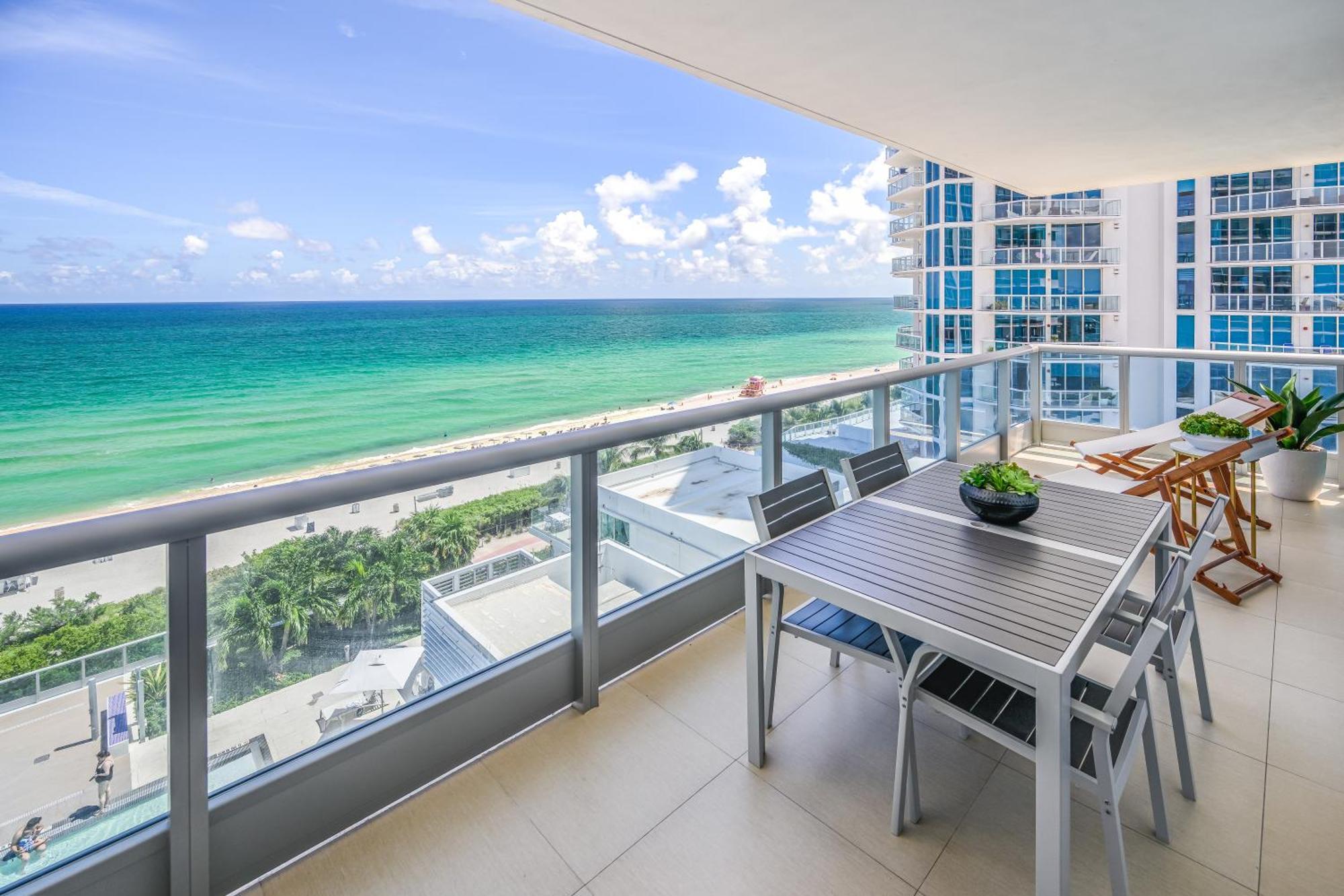 Luxury Beachfront Apartment
