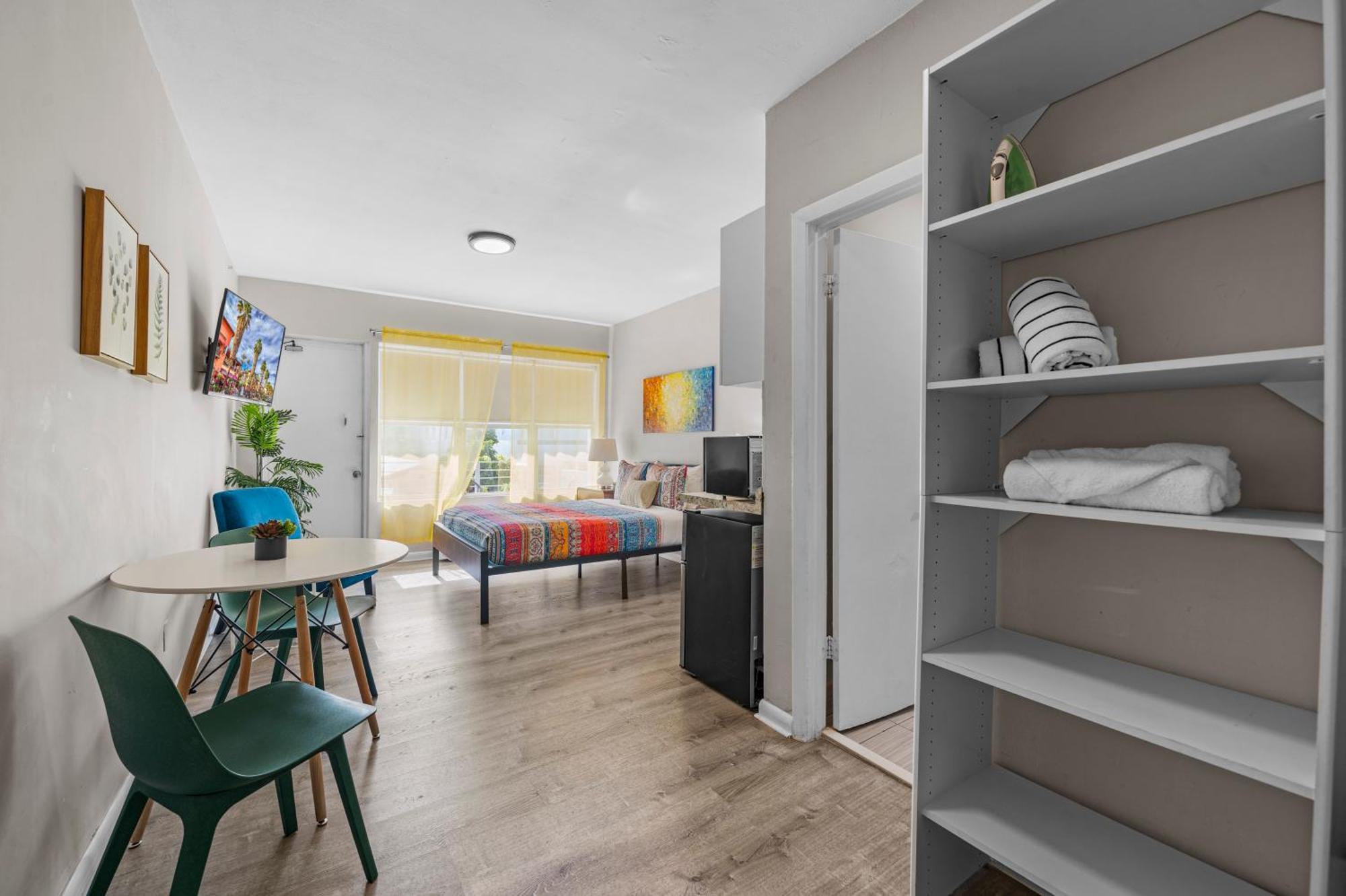 Standard Queen Studio Balcony Kitchenette