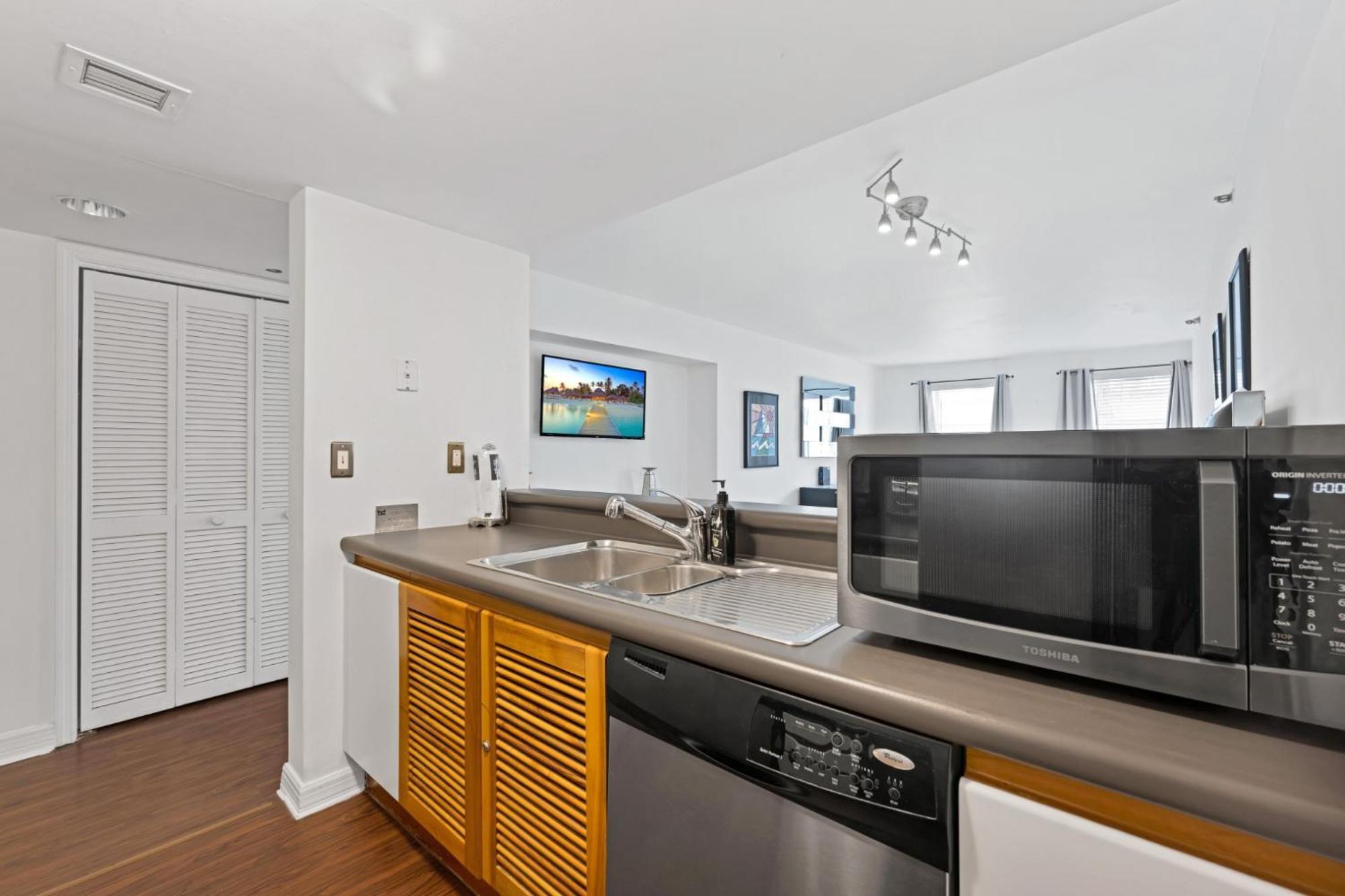 Studio Apartment