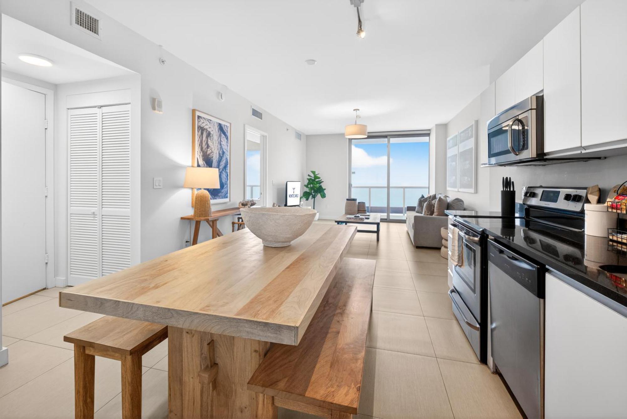 Luxury Beachfront Apartment