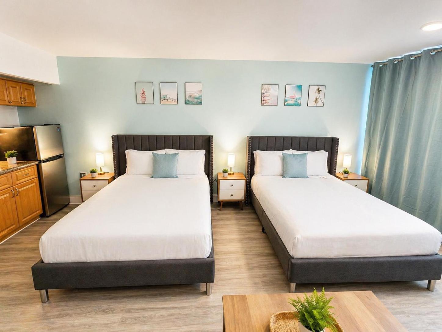 Bay View Studio · 2 Queen Beds