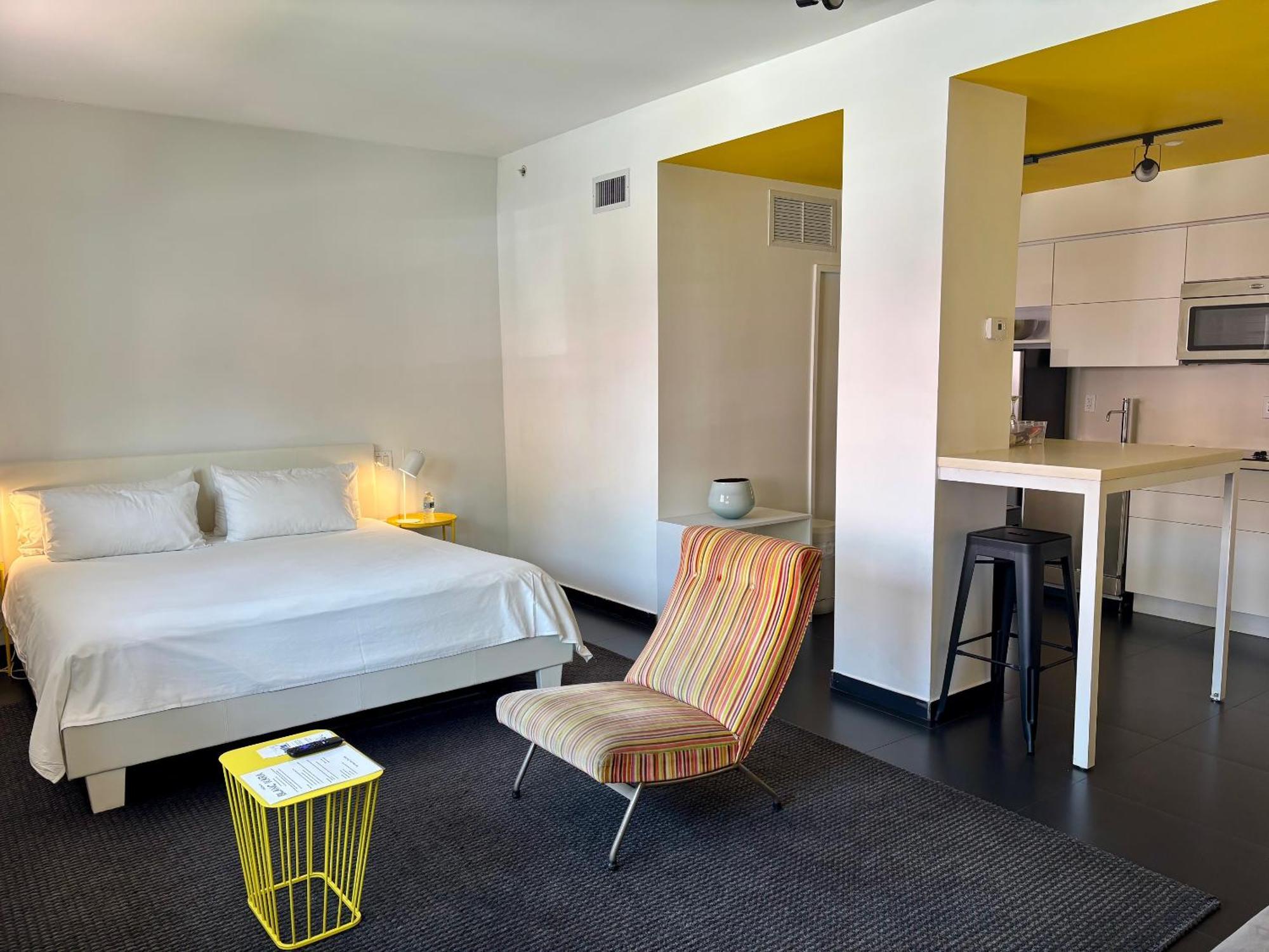 Standard Suite