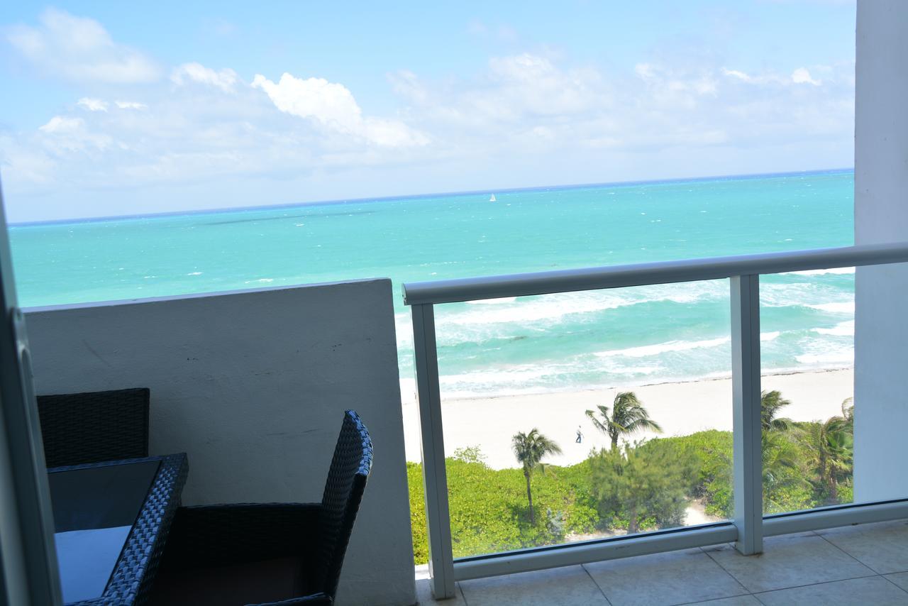Studio Balcony