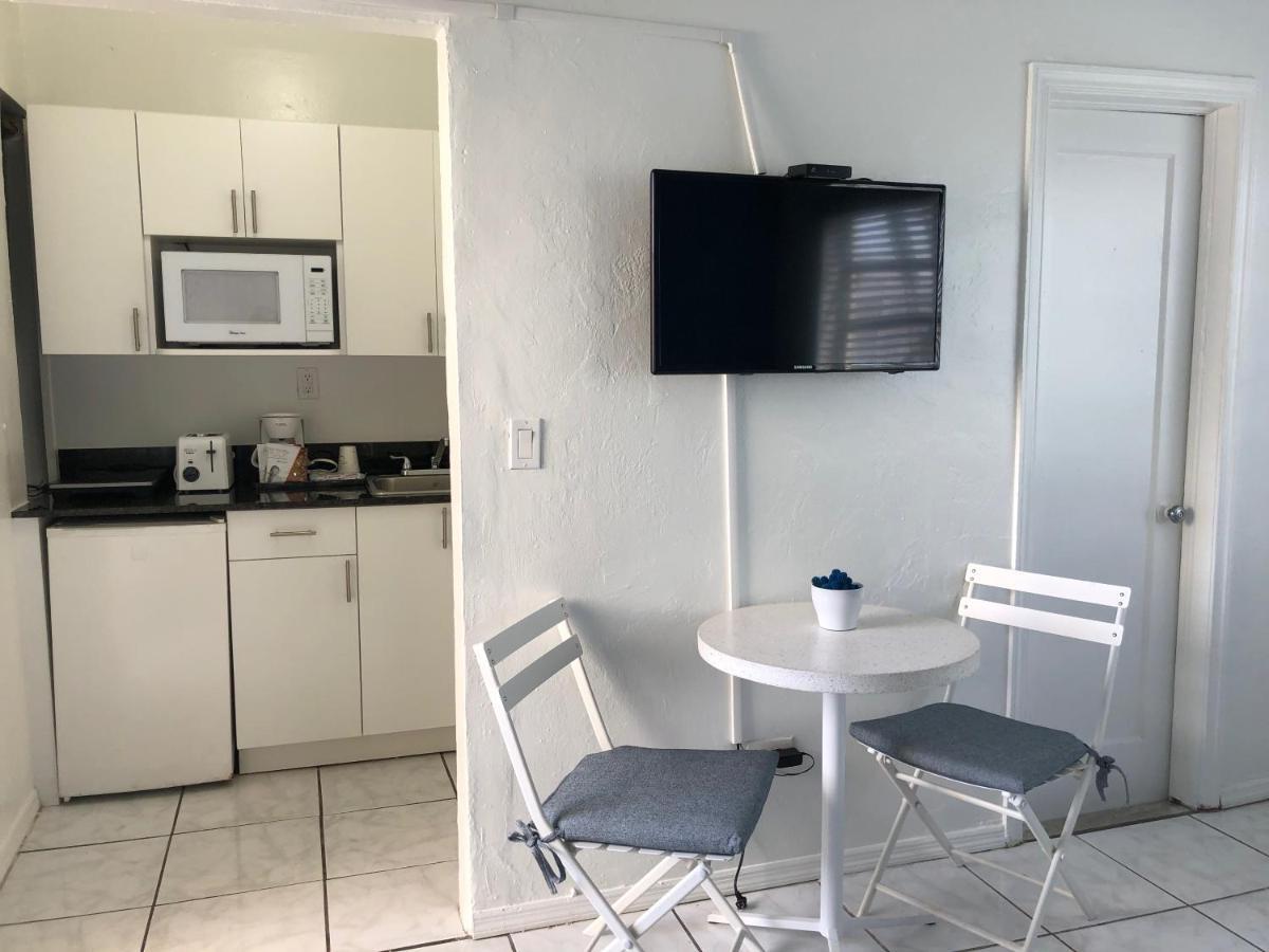 Studio One Bed