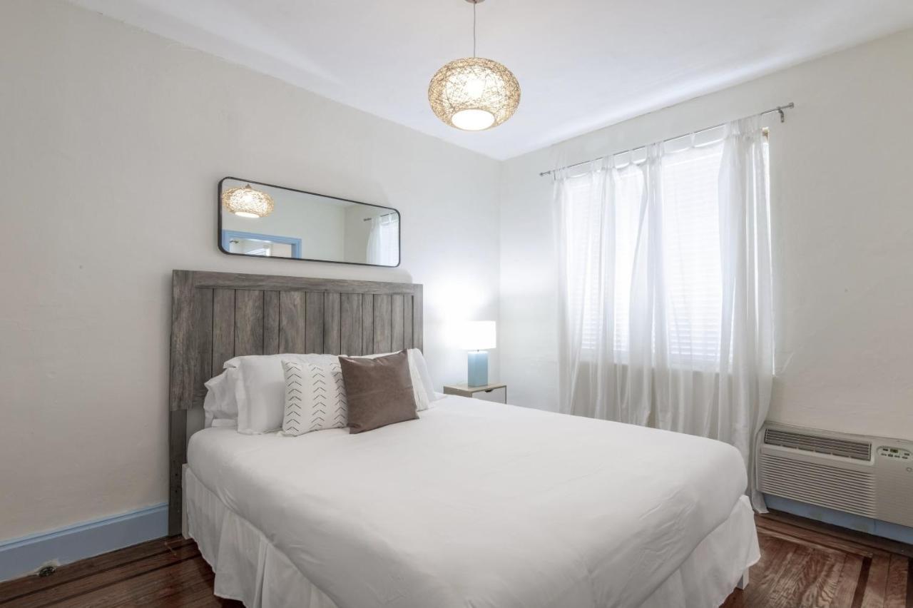 Two Bedroom Suite Garden View with Kitchen