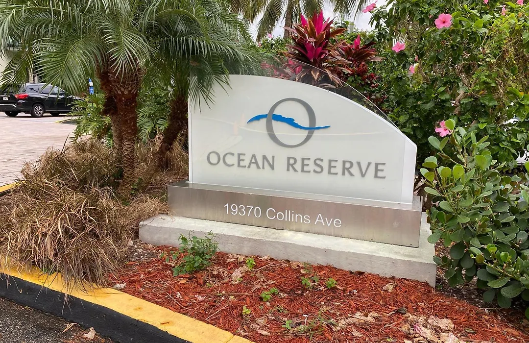 Sunny Isles Condo Resort-1