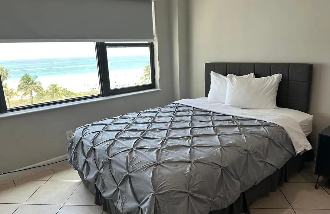 Ocean Front Casablanca Studios With Full Kitchens & Beach Access By Bl Rentals-1