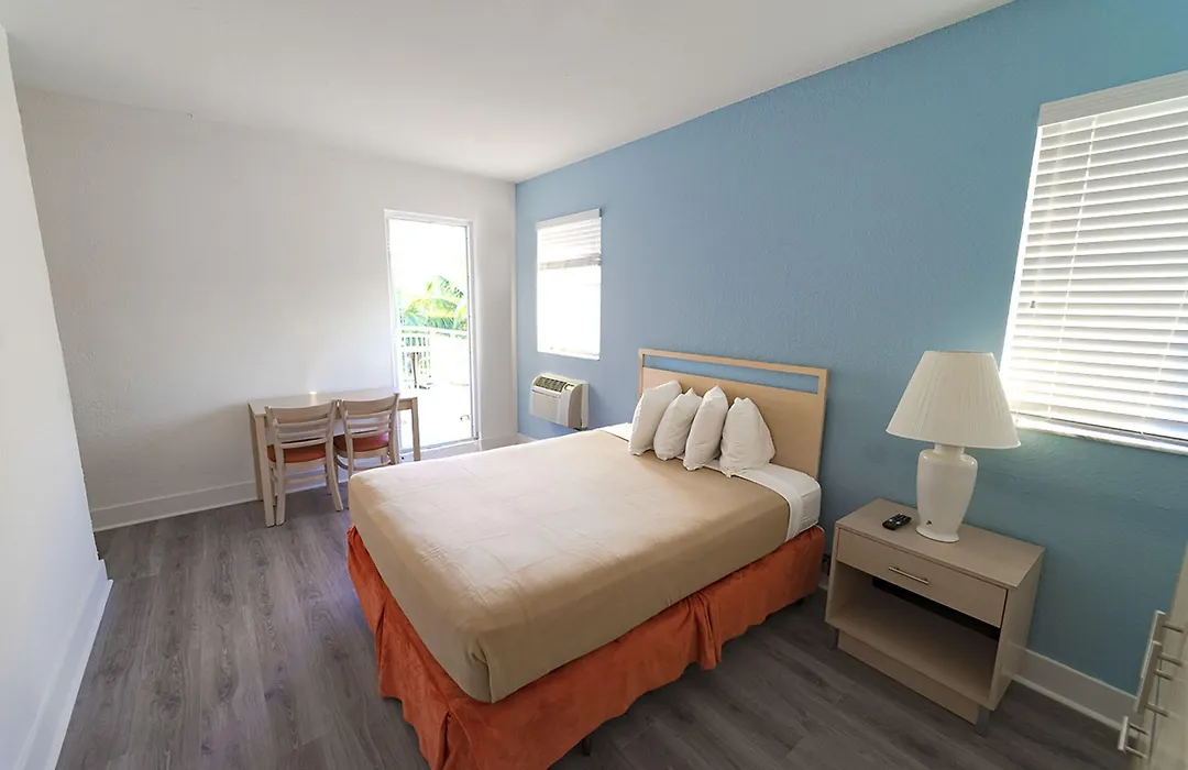 Ocean Surf Hotel-1