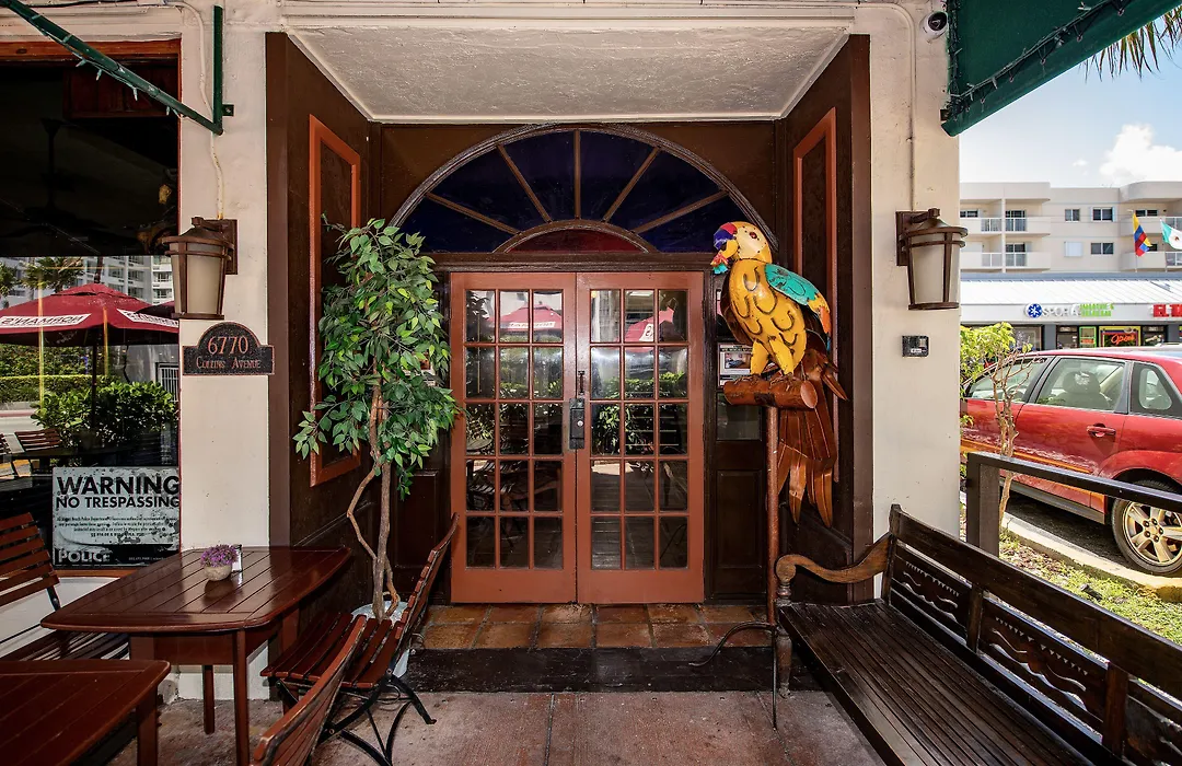 Norman'S Hotel And Dining-1