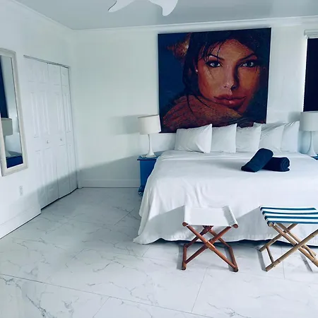 Sunrise Penthouse Ocean View Terrace Beach Few Steps Away Sobe-2