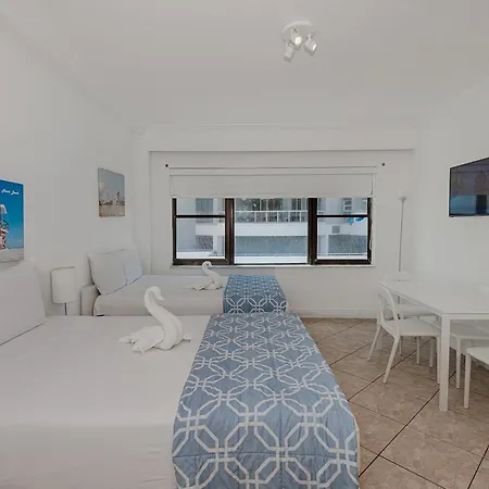 Beach Front Studio Miami Beach-3