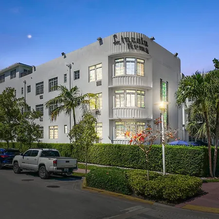 Lincoln Arms Suites-3