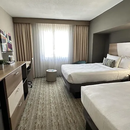 Best Western Plus Atlantic Beach Resort-3