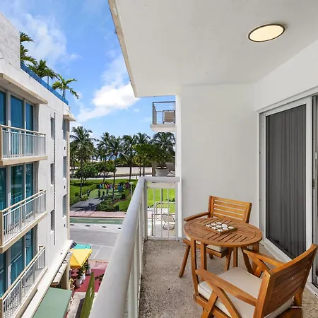 Bentley Hotel South Beach-2